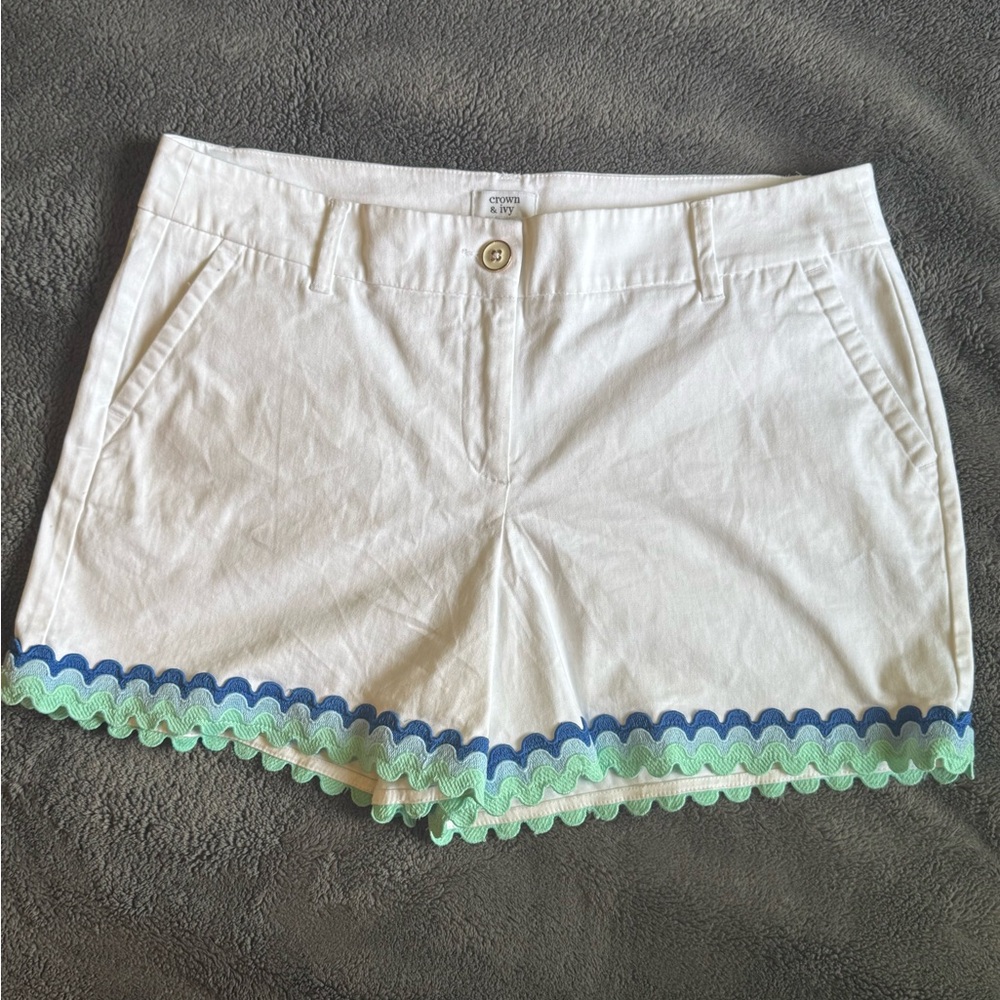 Crown & Ivy White and Blue Bermuda Shorts Classic Summer Style